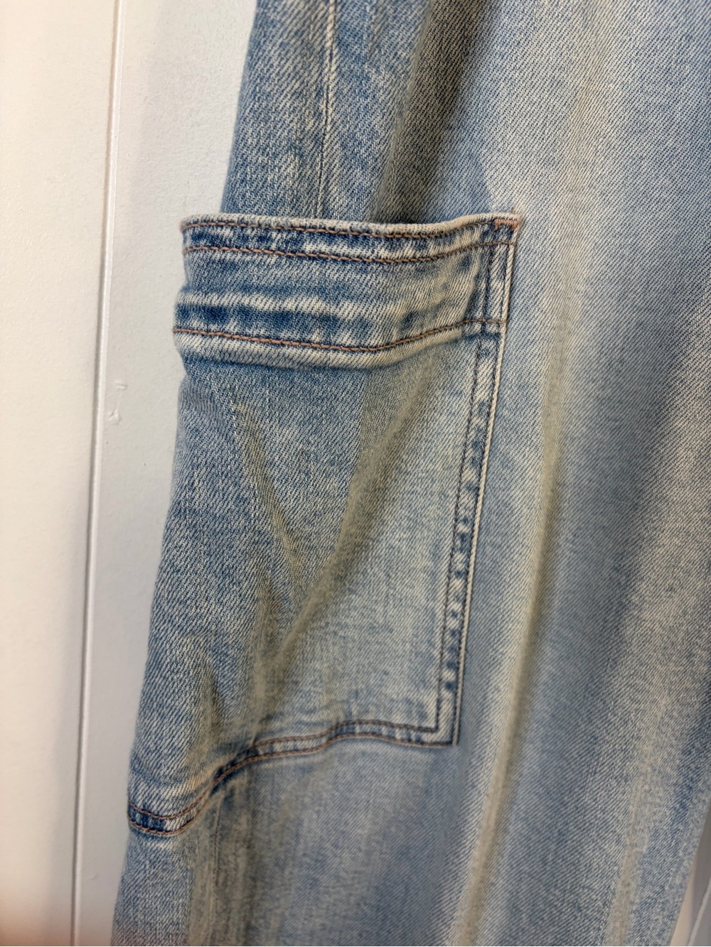 America Eagle Super High Rise Baggy Wide Leg Jeans Cargo Light Wash Stretch 10 - Picture 4 of 15